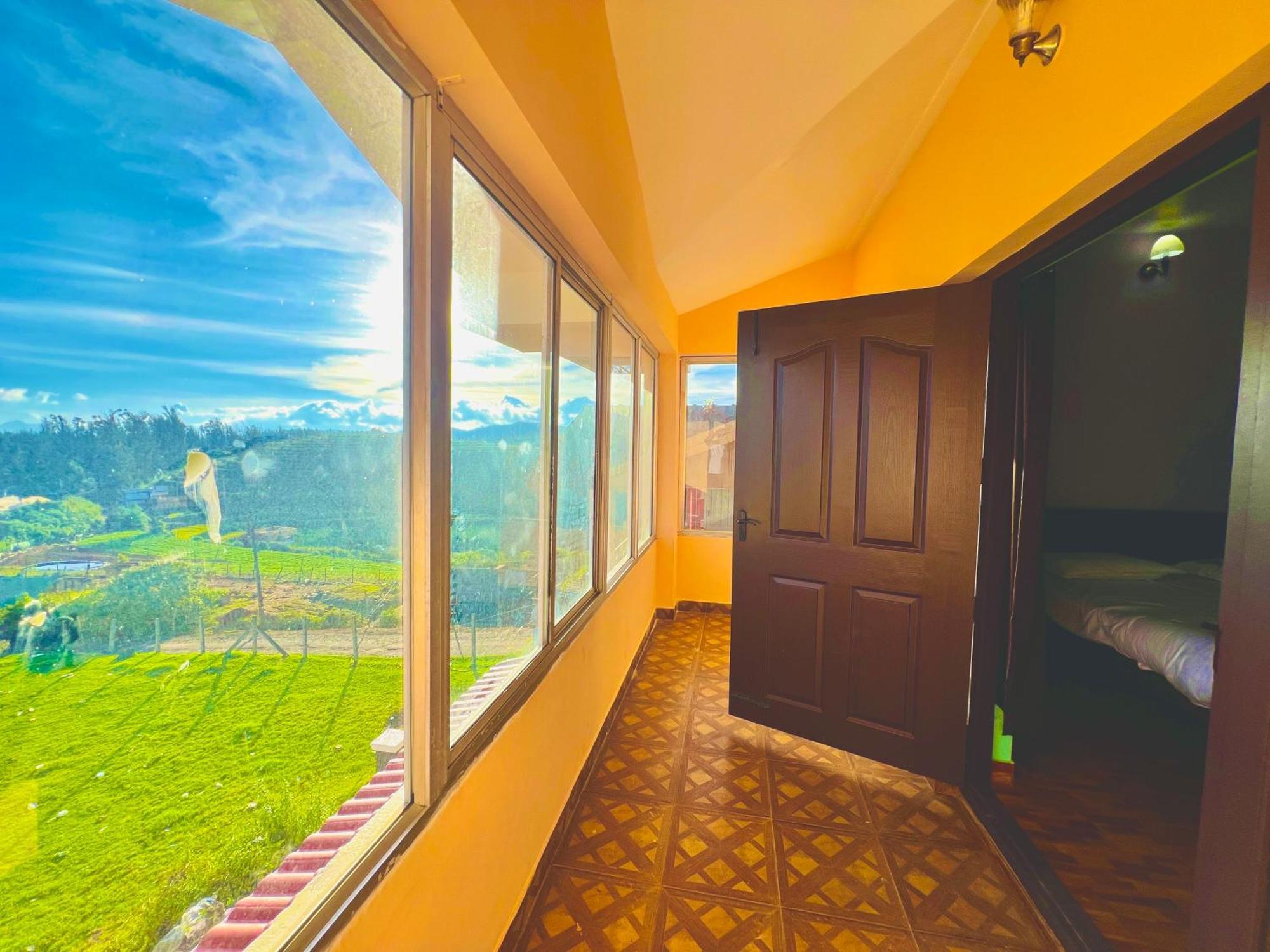 Teyt Castle Villa Ooty Bagian luar foto